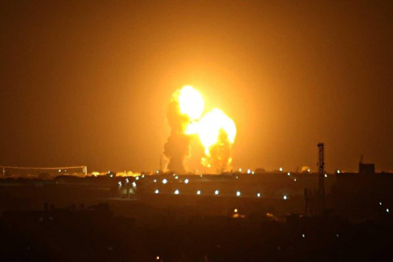 İşgalci siyonistlerden Gazze'ye hava saldırısı